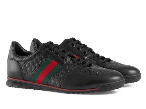 gucci sportive o uomo rosse|scarpe gucci indossero.